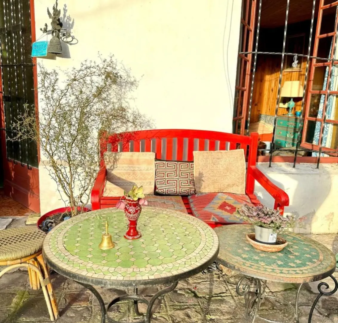 Appartement Montmartre Hidden Artist Loft